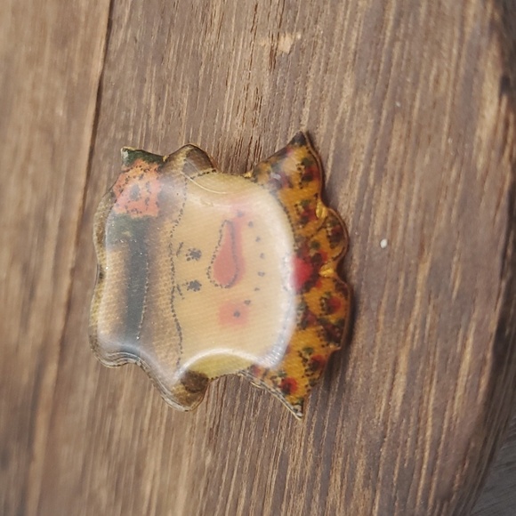 Folksy Snowman pin B563‎ - Picture 1 of 4